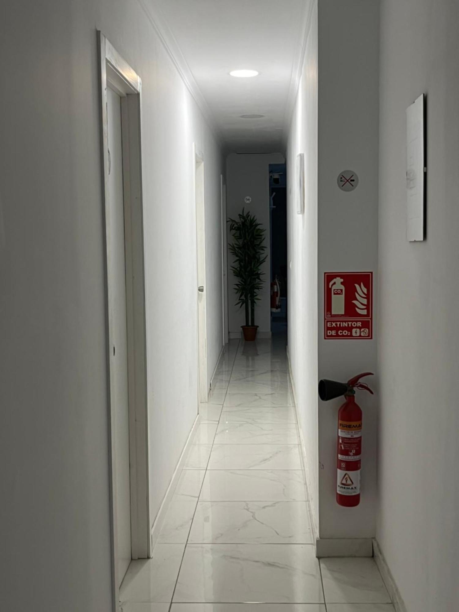 Pension Cerda 112 Аликанте Экстерьер фото