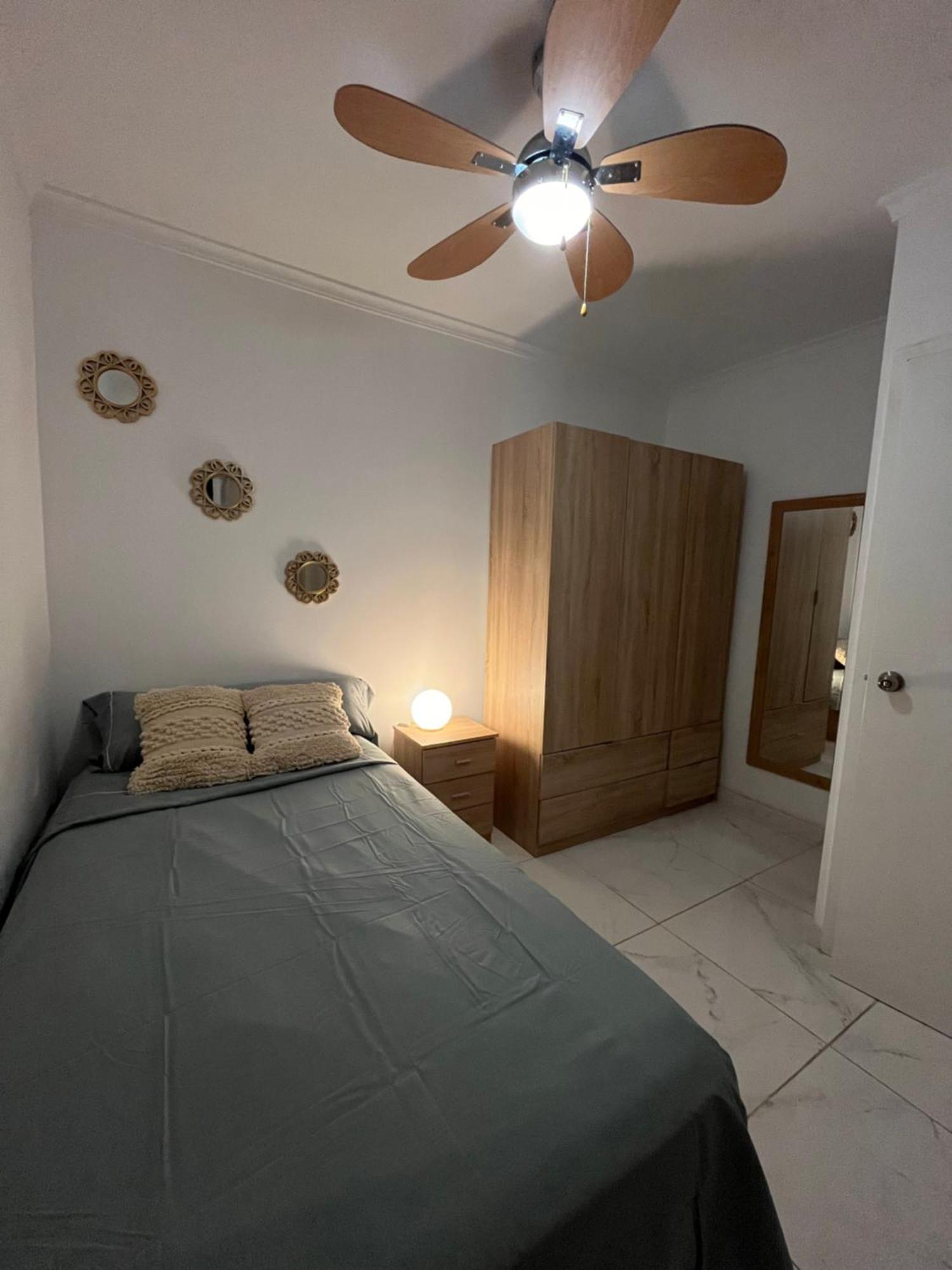 Pension Cerda 112 Аликанте Экстерьер фото